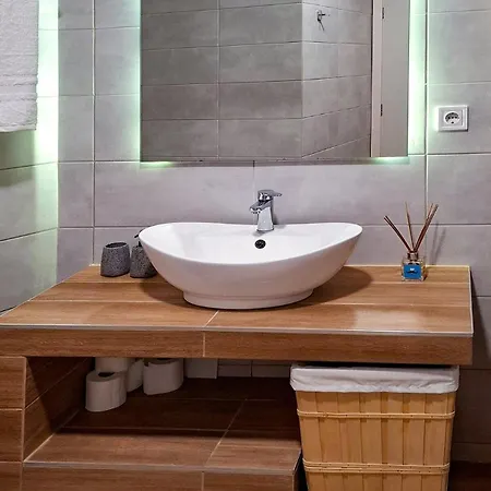 Chic New With Acropolis View In Monastiraki *